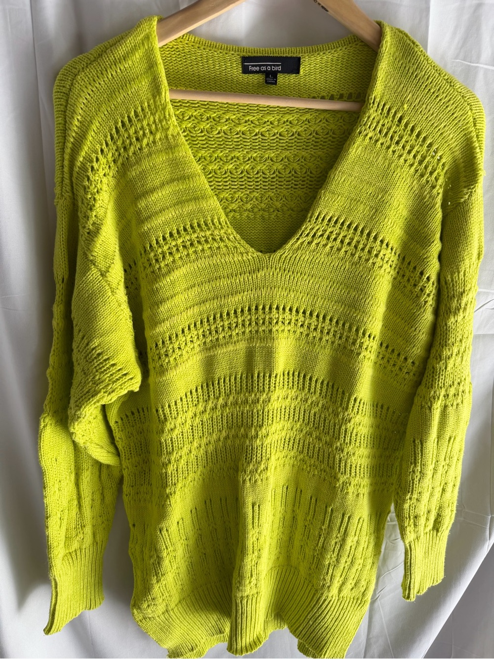 Free As A Bird Women's V-Neck Lightweight Knit Sweater - Neon Lime